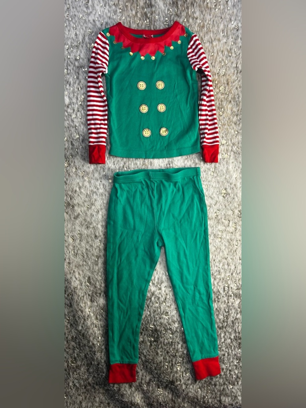 5 for $25🔥Wonderland Elf Pajama Set 4T